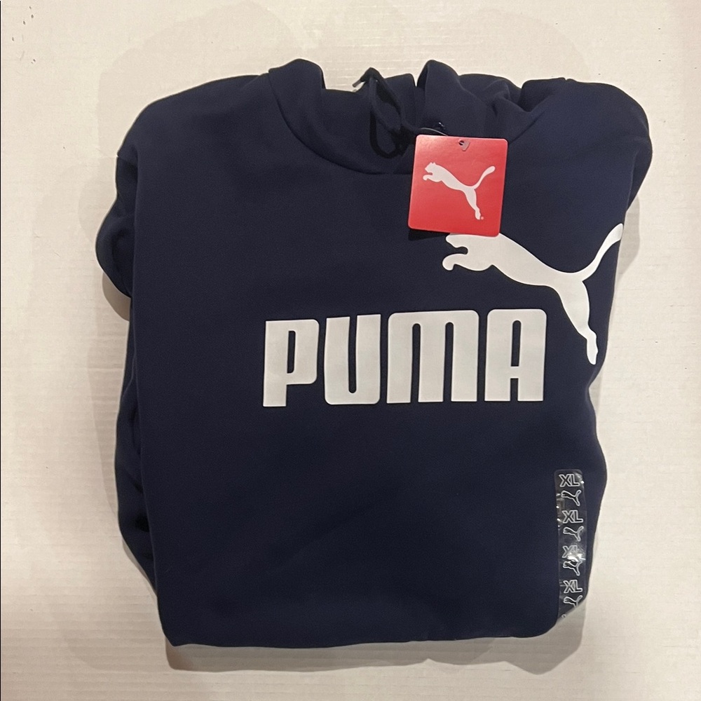 NWT Men’s XL Navy Blue Puma Hoodie